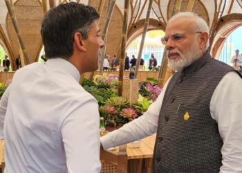 প্রতি বছর তিন হাজার ভারতীয় চাকরি প্রার্থীদের ভিসা দেওয়ার ঘোষণা করলেন ঋষি সুনাক