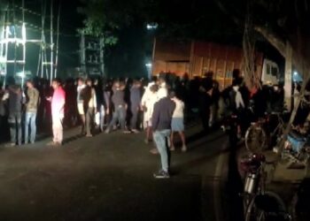 বিহারে বেপরোয়া ট্রাক পিষে দিল পূণ্যার্থীদের, নিহত ৬ শিশুসহ ৮