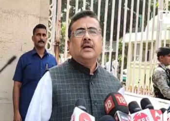 পশ্চিমবঙ্গের মমতা বন্দ্যোপাধ্যায়ের মত নোংরা রাজনীতি কেউ করেন না