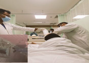 ঢাকায় ম্যানহোলে পড়ে আহত জার্মান রাষ্ট্রদূত, টুইটারে কটাক্ষ কূটনীতিকের