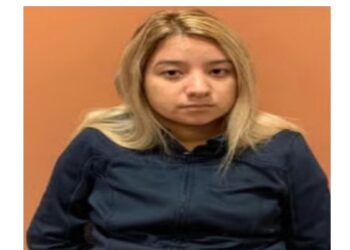 ফেসটাইম কলে অন্য মহিলার গলা শুনে প্রেমিকের বাড়িতে আগুন ধরালো প্রেমিকা