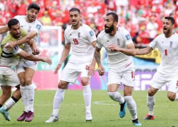 FIFA World Cup 2022  : রেফারি ওয়েলসের  গোলরক্ষককে লাল কার্ড দেখাতেই ২-০ সহজ জয় পেল ইরান