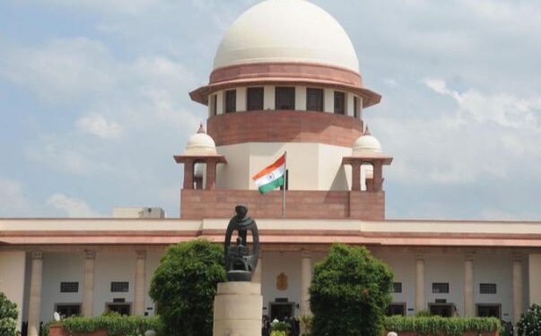 অর্থনৈতিকভাবে দুর্বল উচ্চবর্ণের মানুষদের জন্য ১০ শতাংশ সংরক্ষণের পক্ষে মত দিল সুপ্রীম কোর্ট