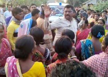 মেমারিতে লরি ও বাইকের মুখোমুখি সংঘর্ষ, নিহত ১, আহত ২