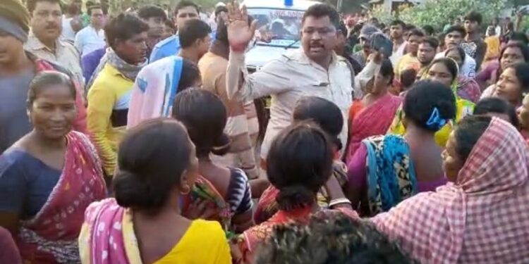 মেমারিতে লরি ও বাইকের মুখোমুখি সংঘর্ষ, নিহত ১, আহত ২