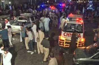পাকিস্তানে পুলিশের গাড়িতে সশস্ত্র হামলা, নিহত ৬
