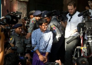 বিশ্বের মধ্যে সবচেয়ে বেশি সাংবাদিককে জেলে পাঠানোর শীর্ষে চীন : রিপোর্ট