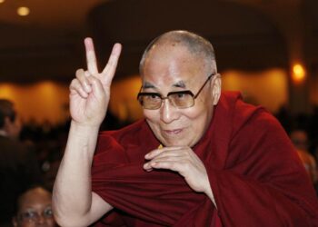 “চীনে ফিরে যাওয়ার কোনো ইচ্ছাই নেই, আমি ভারতকে পছন্দ করি” : দলাই লামা