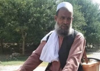 কাবুল থেকে সাইকেলে হজে যাওয়া প্রৌঢ়কে গ্রেফতার করে বেদম পিটিয়েছে ইরাকি পুলিশ