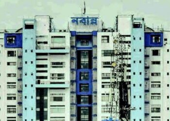 কবে ফিরবে রাজ্যের সরকারি দপ্তরের এক শ্রেণীর কর্মচারীদের কর্মসংস্কৃতি ?