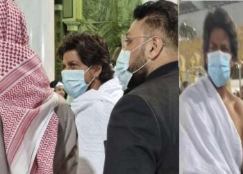 মক্কা পরিদর্শন এবং ওমরাহ পালন করলেন বলিউড অভিনেতা শাহরুখ খান