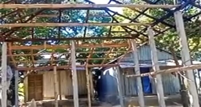 জমি বিক্রি করতে অস্বীকার করায় ৯ হিন্দু পরিবারকে পিটিয়ে গ্রামছাড়া করল বাংলাদেশের জামালগঞ্জ পঞ্চায়েত