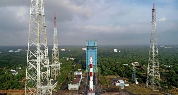 লোকসভা নির্বাচনের আগে মহাকাশে পাড়ি জমাবে “গগনযান-১”