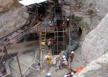 ইন্দোনেশিয়ায় কয়লা খনিতে বিস্ফোরণে ভূমি ধসে ১০ শ্রমিক নিহত