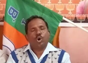 বেছে বেছে তৃণমূলের লেঠেল বাহিনীকে আবাস যোজনার ঘর পাইয়ে দেওয়া হচ্ছে  : অভিযোগ মন্তেশ্বরের বিজেপি নেতার