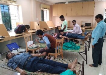 কামারকিতায় স্বেচ্ছাসেবী সংস্থার উদ্যোগে আয়োজিত হল স্বেচ্ছায় রক্তদান শিবির