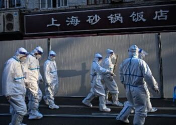 চীনে করোনার নতুন ঢেউ নিয়ে উদ্বেগ প্রকাশ করল বিশ্ব স্বাস্থ্য সংস্থা