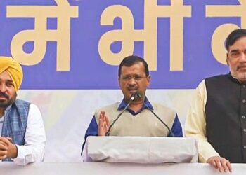 দিল্লি মিউনিসিপ্যাল ​​কর্পোরেশন দখল করল আম আদমি পার্টি