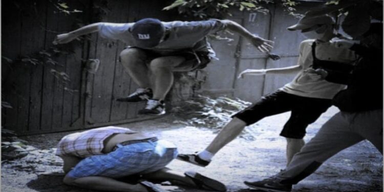 খাবার স্পর্শ করায় উত্তরপ্রদেশের দলিত যুবককে নির্মমভাবে মারধর