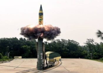 ইন্টার-কন্টিনেন্টাল ব্যালিস্টিক মিসাইল অগ্নি-৫ এর সফল উৎক্ষেপন করল ভারত