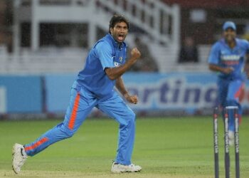 টিম ইন্ডিয়ার প্রাক্তন ক্রিকেটার মুনাফ প্যাটেলের অ্যাকাউন্ট থেকে ৫২ লক্ষ টাকা বাজেয়াপ্ত করল প্রশাসন