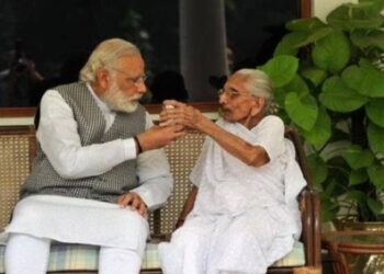 হাসপাতালে চিকিৎসাধীন অবস্থায় শেষ নিশ্বাস ত্যাগ করলেন প্রধানমন্ত্রীর মা