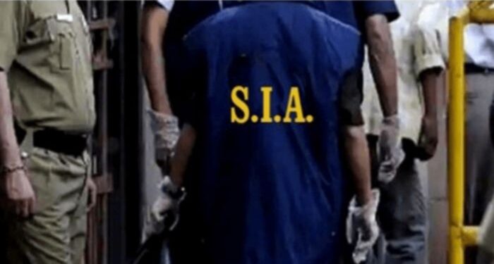 Jammu Kashmir : সন্ত্রাসবাদীদের মদতদাতা দুই ব্যক্তির সম্পতি বাজেয়াপ্ত করল পুলিশ