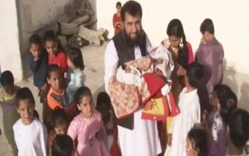 খাদ্য সঙ্কটে জেরবার পাকিস্থানের চিকিৎসক হাজি জান মোহাম্মদ ৬০ তম সন্তানের জনক হলেন