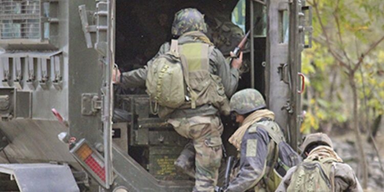 কুপওয়ারায় তুষারপাতের সময় গভীর খাদে গাড়ি পড়ে শহীদ ৩ সেনা