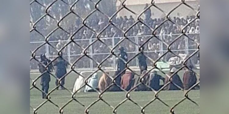 কান্দাহারে প্রকাশ্যে মৃত্যুদণ্ড ও হাত কেটে শাস্তি দিল তালিবান