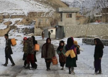 আফগানিস্তানে প্রবল ঠান্ডায় ৭০ জন মানুষ ও ৭০,০০০ গবাদি পশুর মৃত্যু