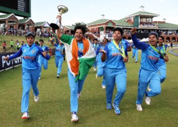প্রথম মহিলা অনূর্ধ্ব ১৯ টি-টোয়েন্টি  বিশ্বকাপের শিরোপা জিতলো টিম ইন্ডিয়া
