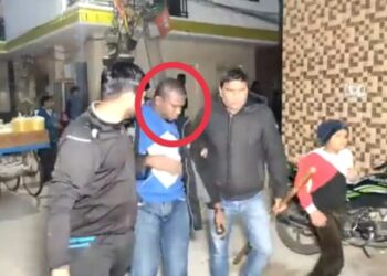 দিল্লিতে মেয়াদ উত্তীর্ণ ভিসায় বসবাসকারীদের ধরতে গিয়ে পুলিশ ও নাইজেরিয়ান নাগরিকদের সংঘর্ষ