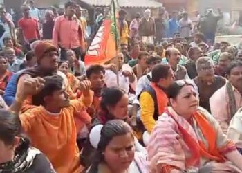 মমতা বন্দ্যোপাধ্যায়ের ইচ্ছাতেই আবাস যোজনার বাড়ি চুরি হচ্ছে : অগ্নিমিত্রা পল