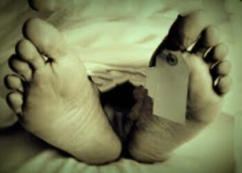 দুই স্ত্রীর ঝগড়ায় অতিষ্ট হয়ে গলায় ফাঁস লাগিয়ে আত্মঘাতী হলেন যুবক