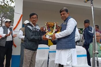 ভাতারে নক আউট ফুটবল টুর্নামেন্টে চ্যাম্পিয়ন নৈহাটি কোচিং সেন্টার