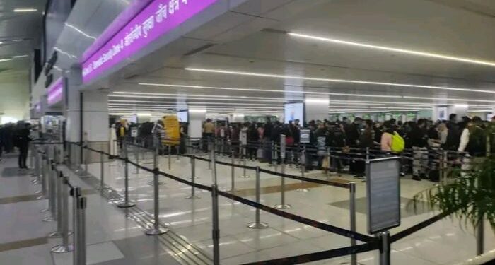 চীনসহ একাধিক দেশ থেকে আগত নাগরিকদের জন্য আরটিপিসিআর পরীক্ষা বাধ্যতামূলক করল ভারত