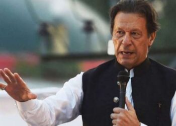 প্রাক্তন সেনাপ্রধান কামার জাভেদ বাজওয়া আমাকে খুন করতে চেয়েছিল : ইমরান খান