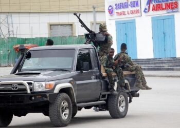 সোমালিয়ায় লাগাতার হামলা চালাচ্ছে সন্ত্রাসবাদী সংগঠন আল শাবাব, বহু হতাহত