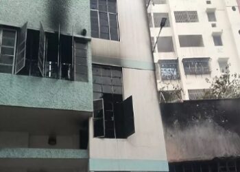 ঝাড়খণ্ডের ধানবাদের নার্সিংহোমে অগ্নিকাণ্ডে মৃত চিকিৎসক দম্পতিসহ ৫