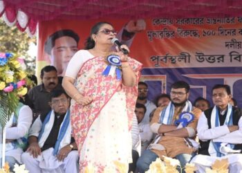 গঙ্গাজল ছিটিয়ে পূর্বস্থলীর মাঠ শুদ্ধিকরণ করে জেপি নাড্ডার সমালোচনার জবাব দিল তৃণমূল