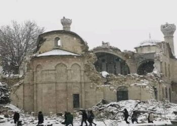 তুরস্কে ভূমিকম্পে ধূলিস্যাৎ হয়েছে ১৭ শতকের ইয়েনি মসজিদ