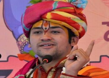 “ভারত শীঘ্র হিন্দু রাষ্ট্র হবে”-বললেন ধর্মগুরু ধীরেন্দ্র কৃষ্ণ শাস্ত্রী