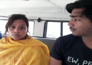 ঝাঁ চকচকে অফিস খুলে মা ও ছেলে মিলে চালাচ্ছিল প্রতারণার কারবার, প্রতারণায় ব্যবহৃত ইলেকট্রনিক্স সামগ্রী দেখে স্তম্ভিত পুলিশ কর্তারা