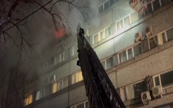 মস্কোর বহুতল ভবনে অগ্নিকাণ্ডের নিহত ২ শিশুসহ ৬, আহত ৯