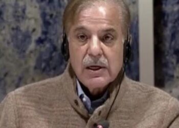 আইএমএফের শর্ত অনুযায়ী কেন্দ্রীয় ব্যাঙ্কের সুদের হার বাড়াবে পাকিস্তান