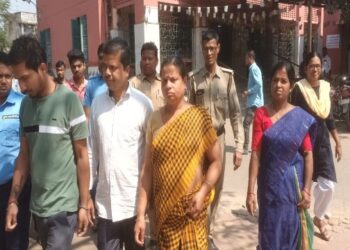 প্রতিবেশীর বাড়িতে হামলার ঘটনায় ২ মহিলাসহ ৪ জনের চার বছর করে কারাদণ্ড দিল কাটোয়া আদালত