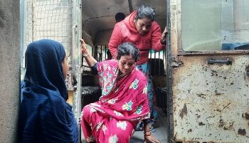 কাটোয়ায় ব্যক্তির রহস্যজনক মৃত্যুর ঘটনায় গ্রেফতার নিহতের স্ত্রী ও মেয়ে