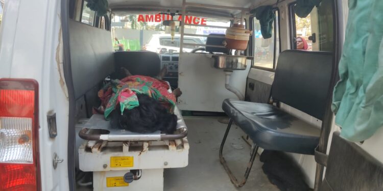 সন্তানদের সব খাবার খাইয়ে দেওয়ায় স্ত্রীকে পিটিয়ে মারলো ক্ষুধার্ত স্বামী