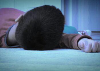 পরকীয়ায় বাধা হওয়ায় প্রেমিককে সঙ্গে নিয়ে নিজের ৪ বছরের সন্তানকে খুন করল মাফুজা